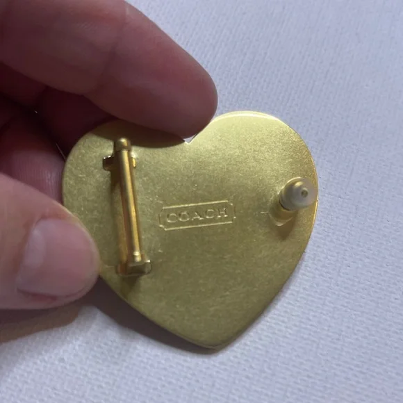 Coach Poppy Heart Belt Buckle - Picture 3 of 6